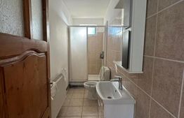 Casa  cu teren , zona Siret