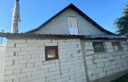 Casa  cu teren , zona Siret