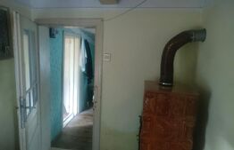 Casa + teren 1153 mp, Siret