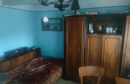 Casa + teren 1153 mp, Siret