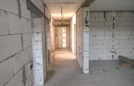 Casa la rosu + teren 2000mp, Siret