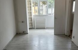 Garsoniera, 26 mp utili, etaj intermediar, zona Burdujeni