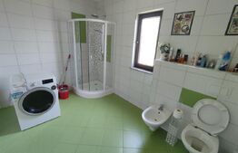 Casa/pensiune/casa de vacanta, 230 mp Cacica!