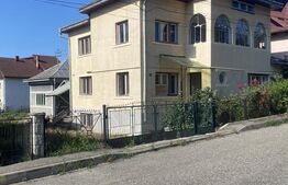 Casă de vânzare în Gura Humorului, zonă centrală 