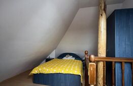 Apartament 5 camere+ mansarda, centrala proprie, zona Obcini