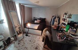 Ocazie! Doua case individuale în aceeasi curte în Radauti