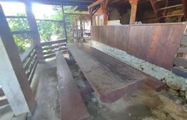 Pensiune 12 camere, 1500 mp teren, Sucevita