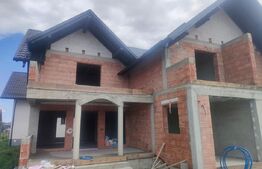 Casa tip duplex finisat, 140 mp, Radauti