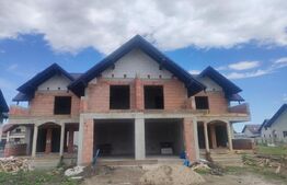 Casa tip duplex finisat, 140 mp, Radauti