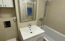 Apartament 3 camere, 80mp, etaj 3, zona centrala 