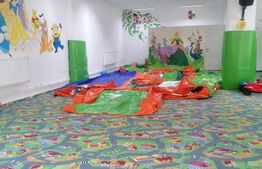 Spațiu comercial open space, 221 mp + 141 mp, vitrina, zona Obcini