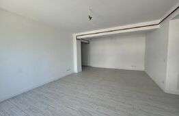 Apartament 3 camere, etaj 1, Radauti