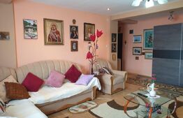 Apartament 3 camere, 82mp, etaj intermediar, zona Piață Burdujeni