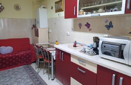 Apartament 3 camere, 82mp, etaj intermediar, zona Piață Burdujeni