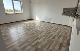 Apartament 3 camere, etaj intermediar, bloc nou,  Radauti