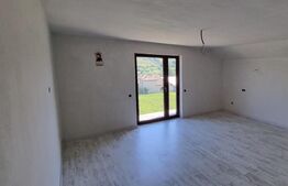 Pârteștii de Jos - Casă Semifinisată cu Potențial Imens