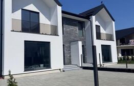 Ansamblu de duplexuri moderne, 160 mp , Radauti