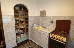 Apartament 3 camere, 60 mp,  parter, zona Obcini