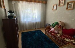 Apartament 3 camere, 60 mp,  parter, zona Obcini