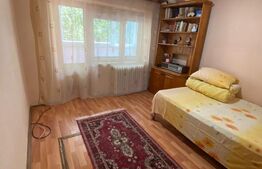 Apartament 3 camere, 60 mp,  parter, zona Obcini