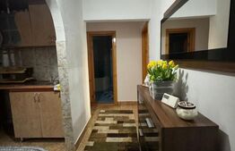 Apartament , doua camere, Siret