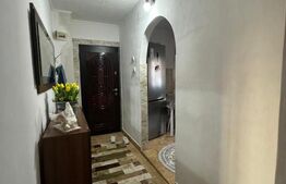 Apartament , doua camere, Siret