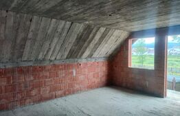 Casa la rosu, 350 mp utili, zona Marginea
