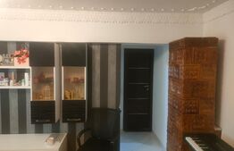 Apartament 4 camere, etaj intermediar , centru Dorohoi