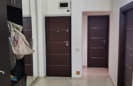 Apartament 4 camere, etaj intermediar , centru Dorohoi