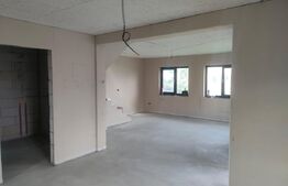 Casa semifinisata, 4 camere, 170mp, 500mp teren, Radauti