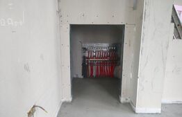 Casa semifinisata, 4 camere, 170mp, 500mp teren, Radauti