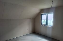 Casa semifinisata, 4 camere, 170mp, 500mp teren, Radauti