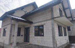 Casa semifinisata, 4 camere, 170mp, 500mp teren, Radauti