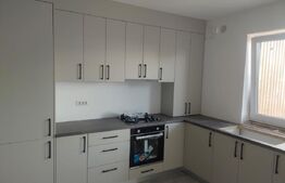 Apartament 3 camere, etaj intermediar, Radauti
