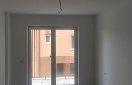 Apartament 3 camere, etaj intermediar, Radauti