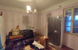 Casă Central în Radauți, teren 1500 mp