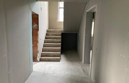 Casă parțial finisată - Vatra Dornei