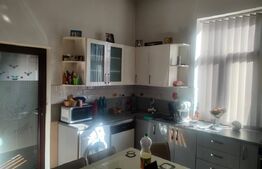 Casa 5 camere, 170mp, centru Solca