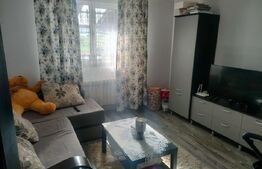 Casa cu 4 camere, 100mp, Siret