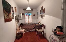 Casa batraneasca , renovabila , 91 mp , zona Stroiesti 