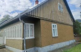 Casa cu 4 camere, zona centrala, Putna