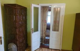 Casa cu 4 camere, zona centrala, Putna