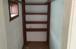 Casa cu 4 camere, zona centrala, Putna