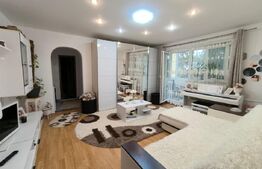 Apartament 2 camere semidecomandat, etaj intermediar, Radauti