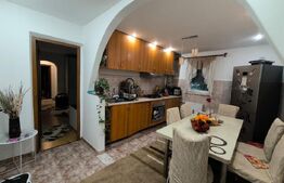 Apartament 2 camere semidecomandat, etaj intermediar, Radauti