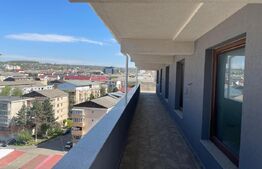 Penthouse, 147 mp utili, cartier Burdujeni