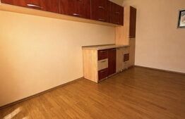 Apartament 3 camere, 63mp, decomandat, Siret