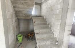 Casa la rosu cu 5 camere, 144mp utili, Radauti