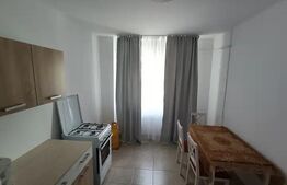 Apartament 4 camere , 2 bai ,  75mp ,Radauti