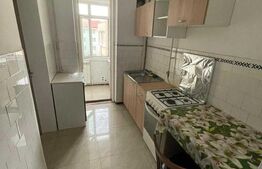 Apartament 3 camere, 62 mp, decomandat, zona Spital